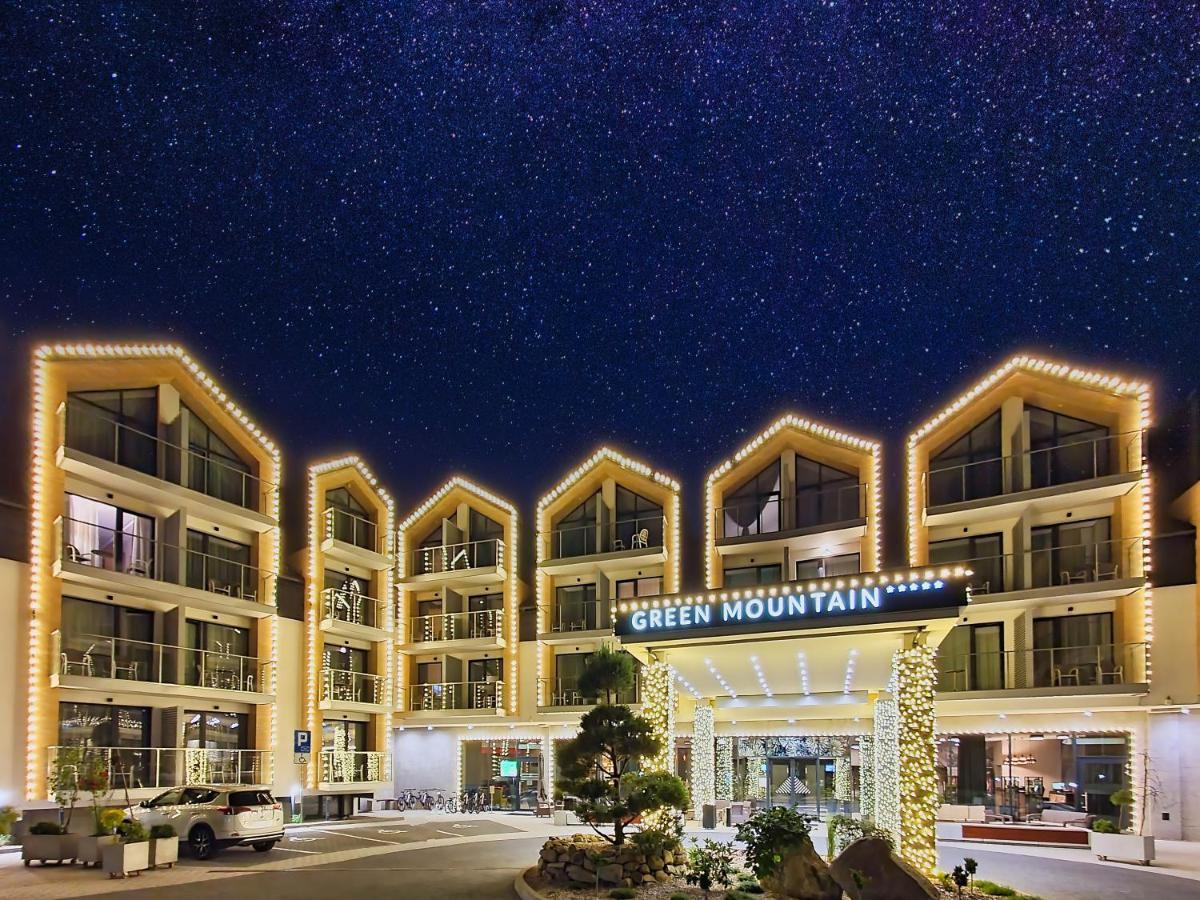 קרפאז' Green Mountain 5* Hotel מראה חיצוני תמונה Green Mountain Resort
