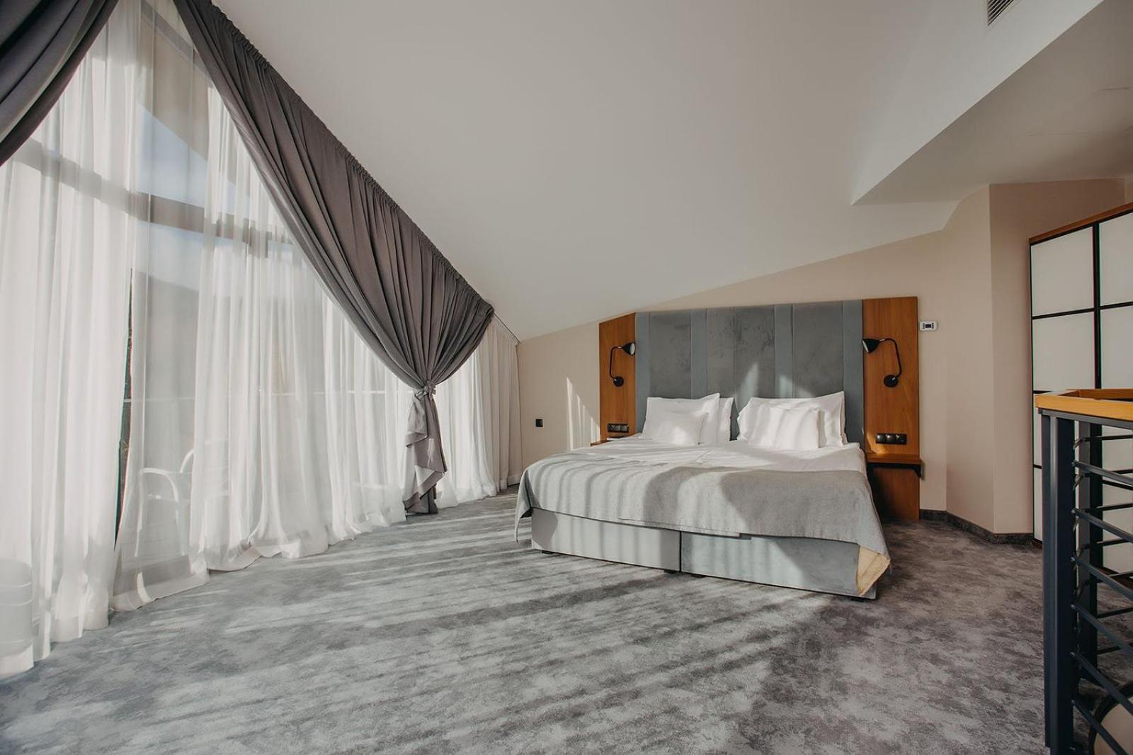קרפאז' Green Mountain 5* Hotel מראה חיצוני תמונה A room at the hotel
