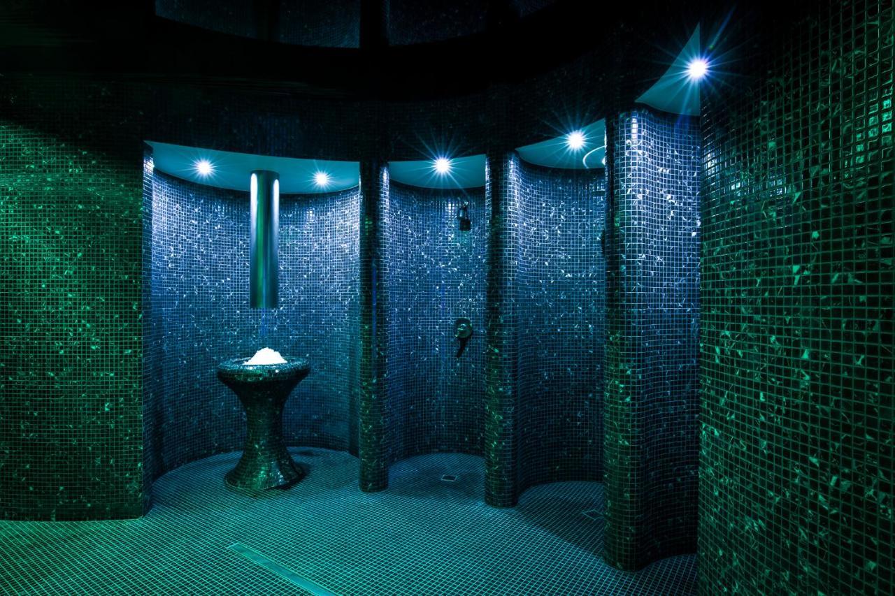 קרפאז' Green Mountain 5* Hotel מראה חיצוני תמונה The spa at The Landmark
