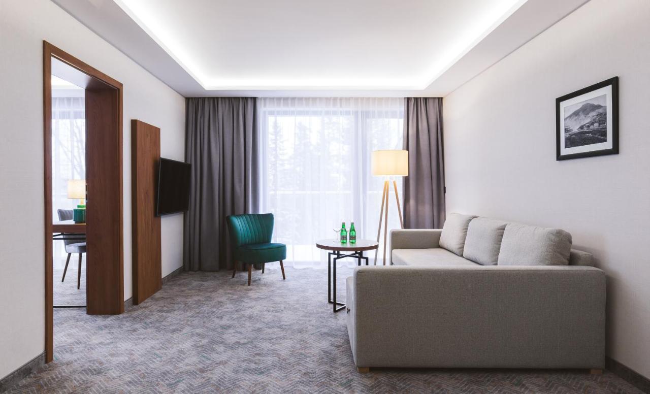קרפאז' Green Mountain 5* Hotel מראה חיצוני תמונה Suite